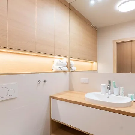 アパート Sunday *